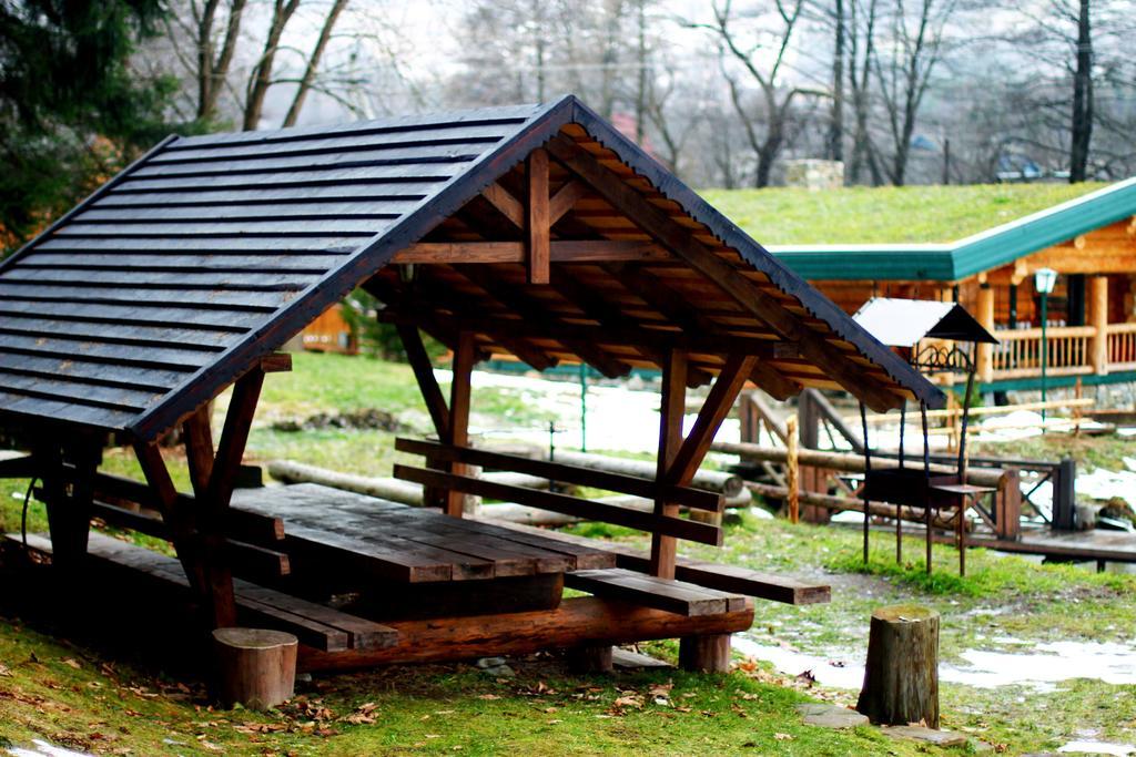 Eco House Butinar Kosmach Exterior foto
